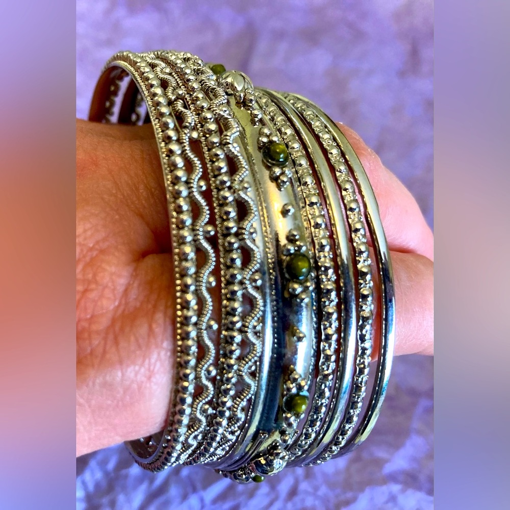 Bangle bracelets set